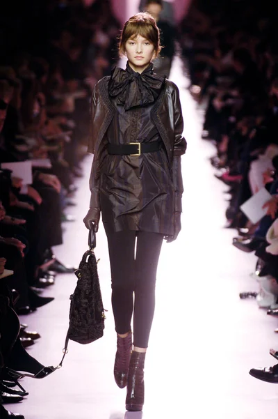 Look 13